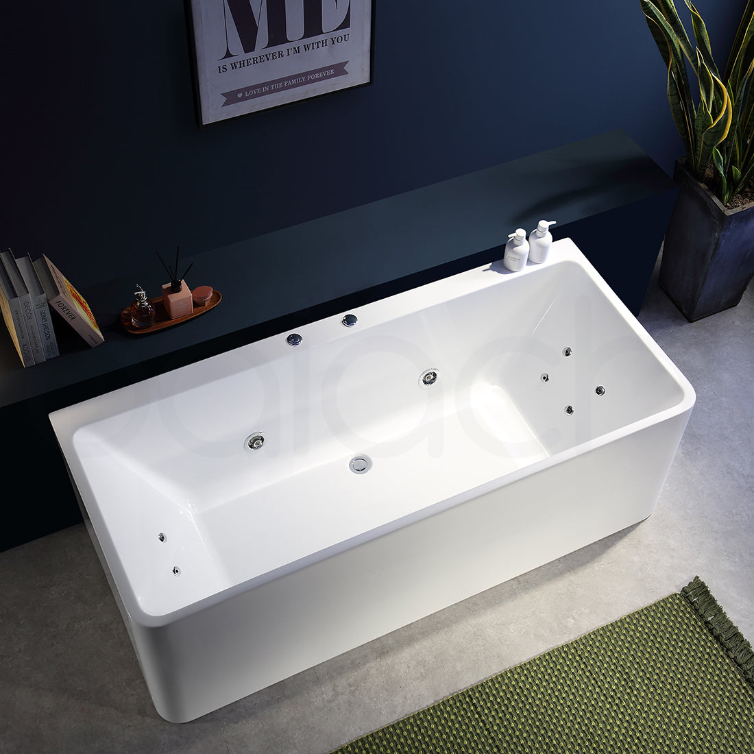 Baiachi Cubi 1700 Freestanding 10 Jet Spa Bath
