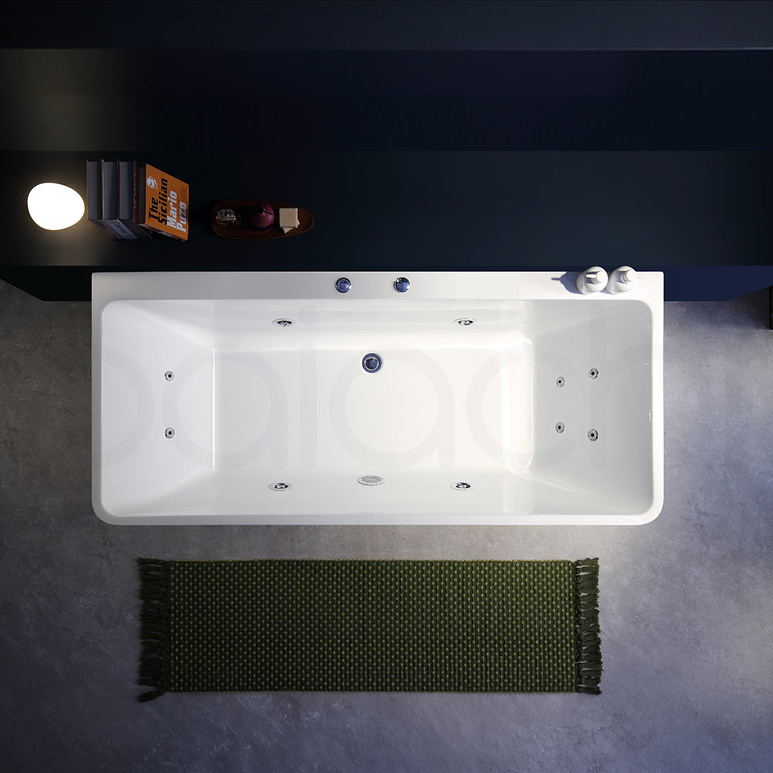 Baiachi Cubi 1700 Freestanding 10 Jet Spa Bath