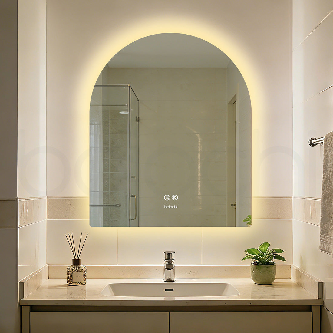 Baiachi LED ARCH 750mmx900mm Backlit Anti-Fog Mirror
